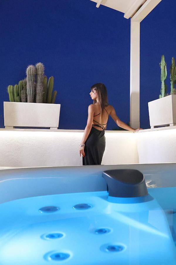 Mare Versus Luxury Suites Barletta Bagian luar foto