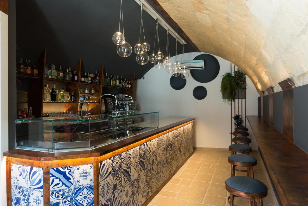 Mare Versus Luxury Suites Barletta Bagian luar foto