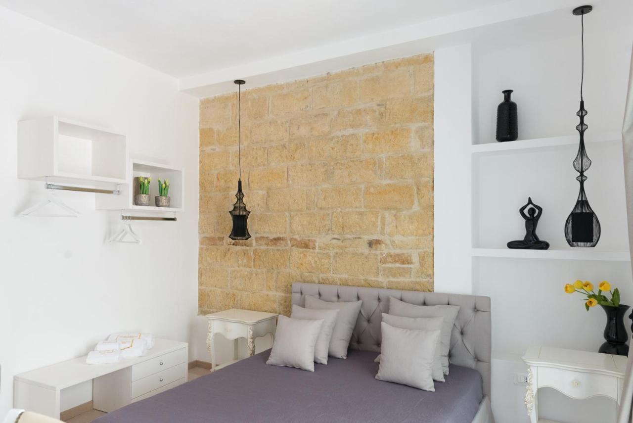 Mare Versus Luxury Suites Barletta Bagian luar foto